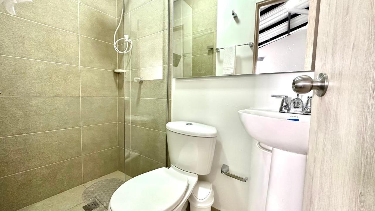 Sinu Loft Aparthotel Medellin Bagian luar foto