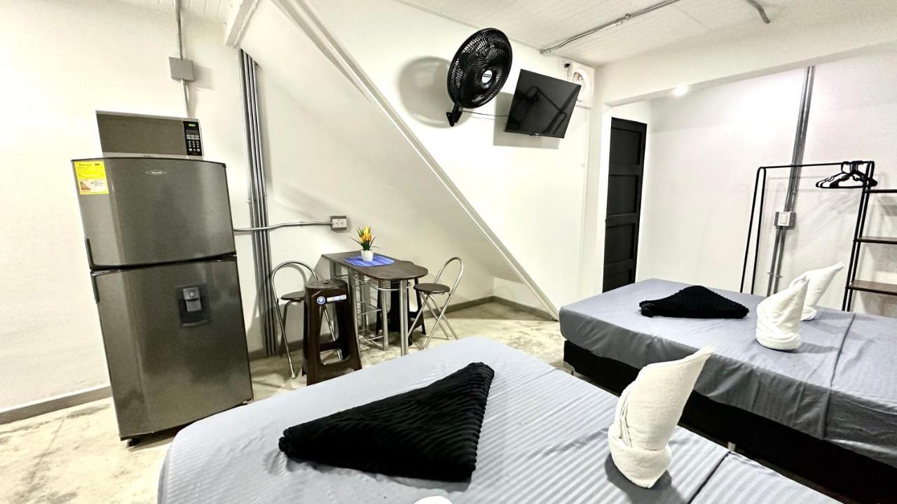 Sinu Loft Aparthotel Medellin Bagian luar foto