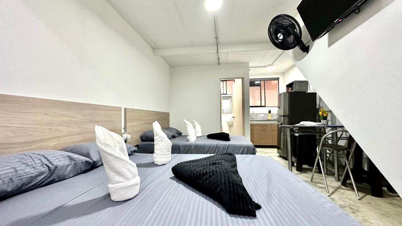 Sinu Loft Aparthotel Medellin Bagian luar foto