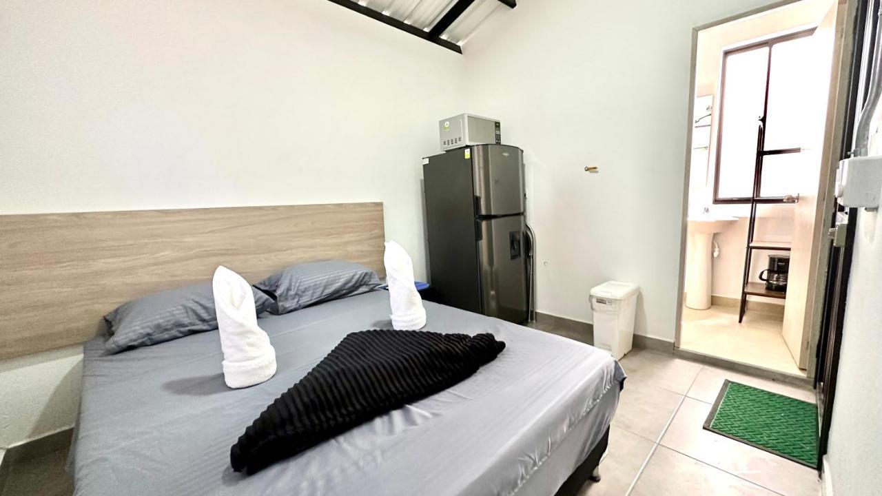 Sinu Loft Aparthotel Medellin Bagian luar foto