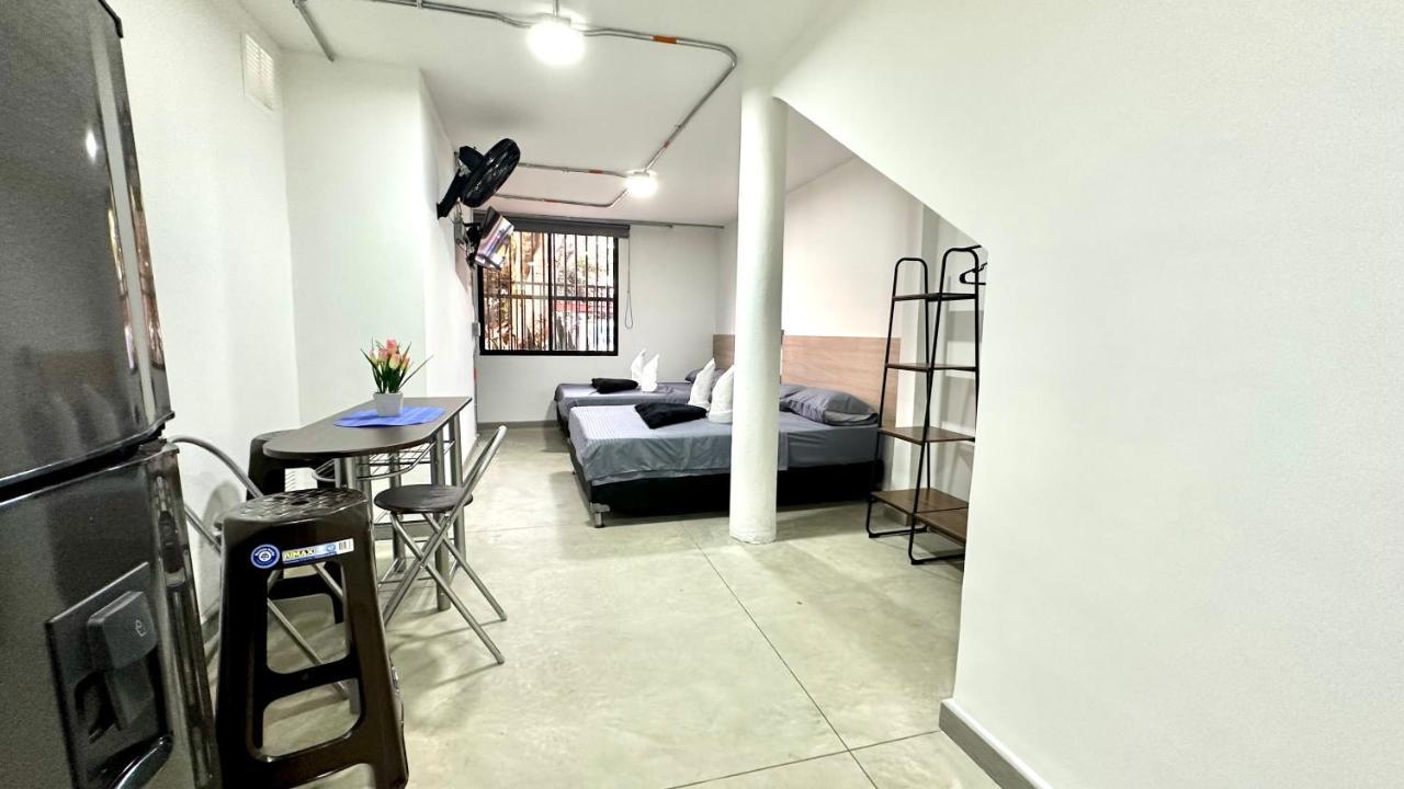 Sinu Loft Aparthotel Medellin Bagian luar foto
