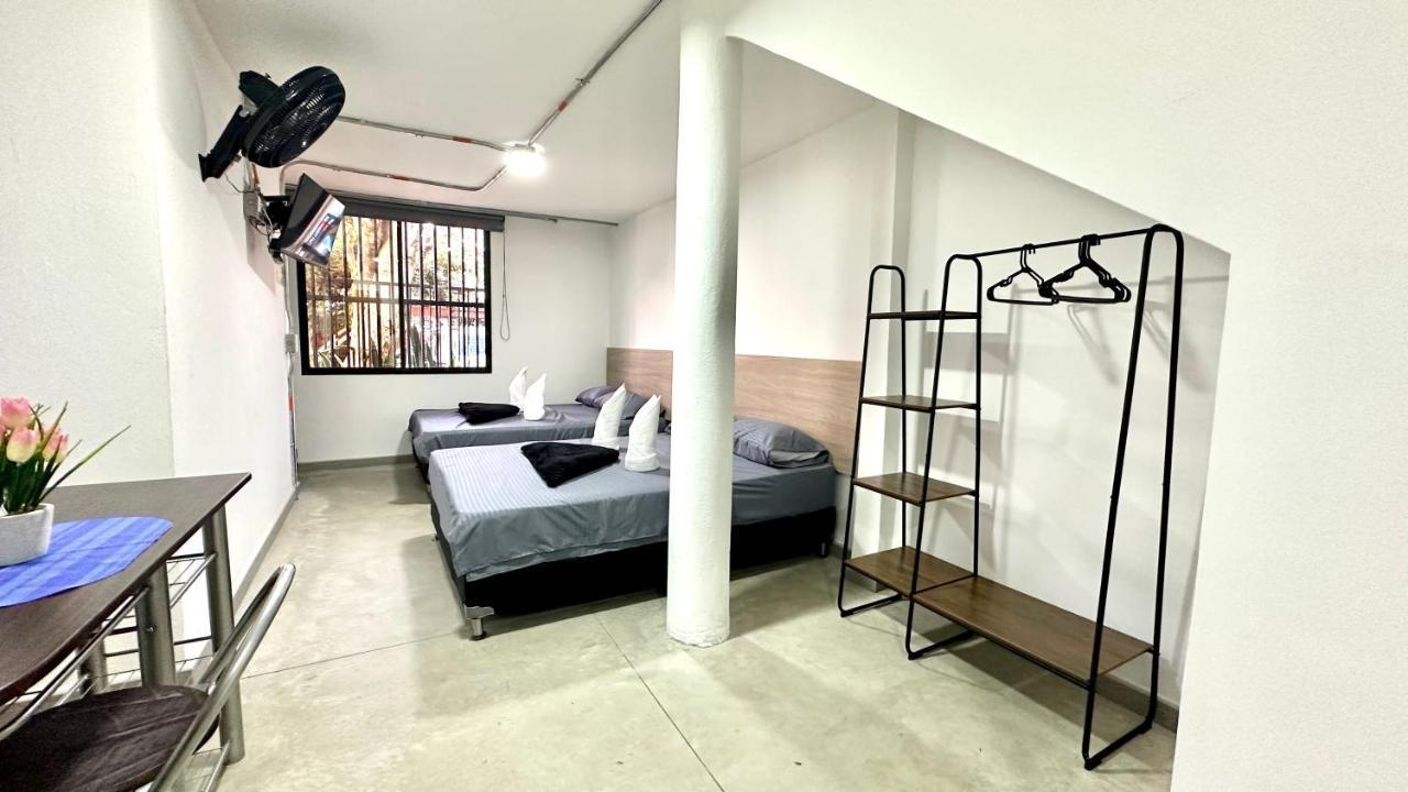 Sinu Loft Aparthotel Medellin Bagian luar foto