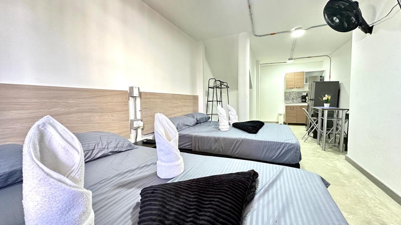 Sinu Loft Aparthotel Medellin Bagian luar foto